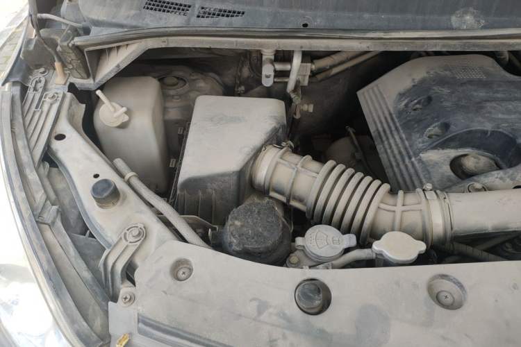 Used FORTHING CM7 2014 2.4L Manual Business Edition Engine Bay Right