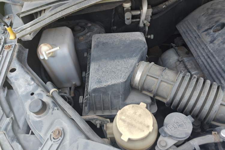 Used FORTHING CM7 2014 2.4L Manual Business Model Engine Bay Right