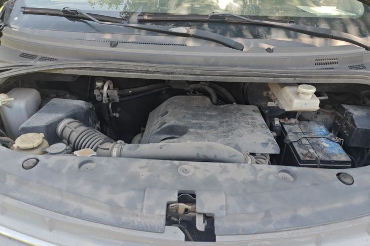 Used FORTHING CM7 2014 2.4L Manual Business Model Engine Bay