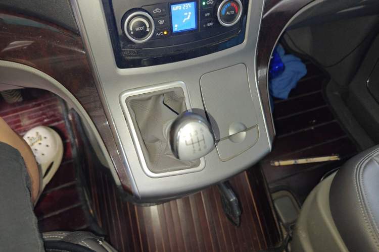 Used FORTHING CM7 2014 2.4L Manual Executive Model Gear Lever