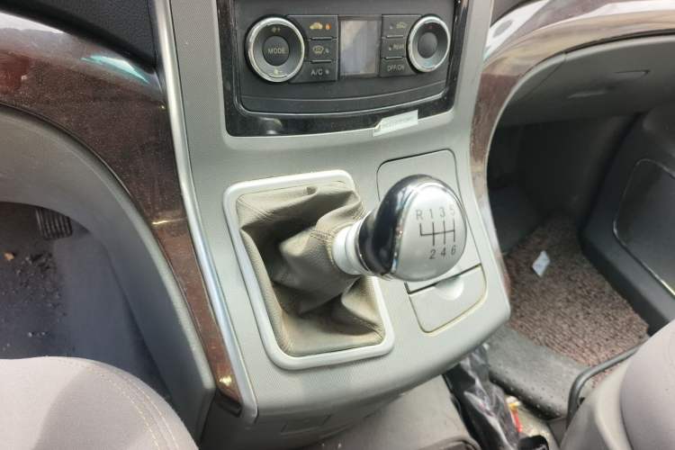 Used FORTHING CM7 2014 2.4L Manual Business Edition Gear Lever