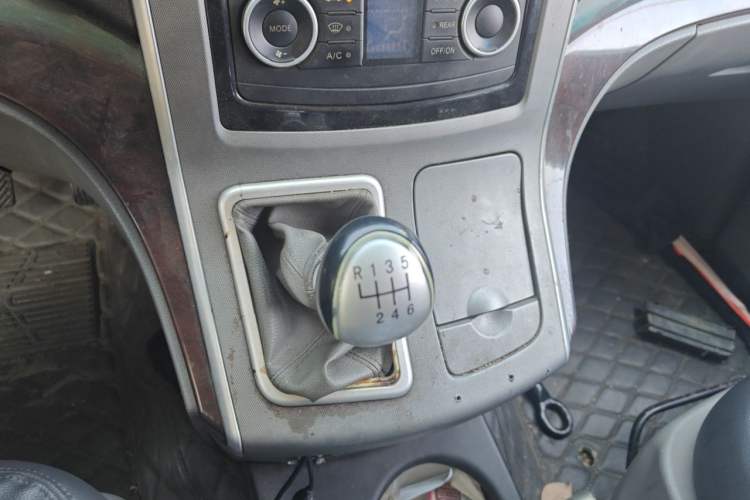 Used FORTHING CM7 2014 2.4L Manual Business Model Gear Lever