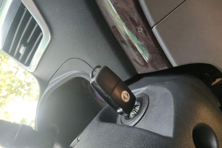 Used FORTHING CM7 2014 2.4L Manual Business Edition Interior 1