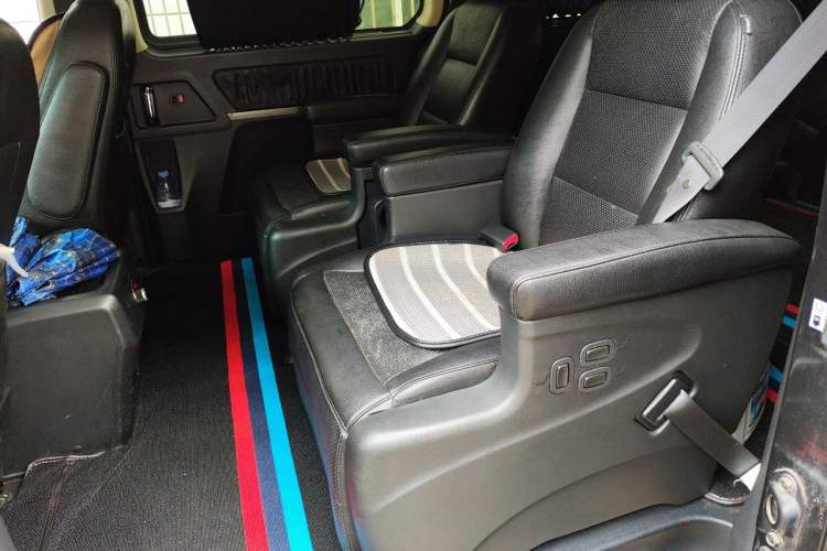 Used FORTHING CM7 2014 2.0T Manual Flagship Edition Left Rear Seat