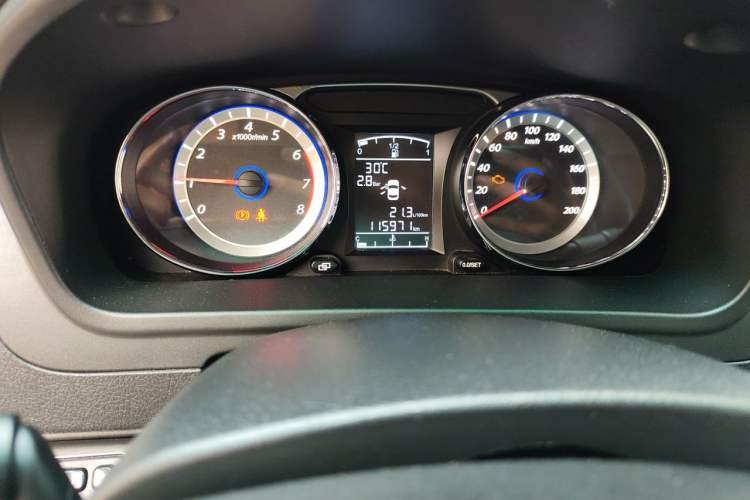 Used FORTHING CM7 2014 2.0T Manual Flagship Edition Odometer Close Up