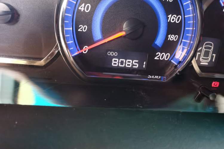Used FORTHING CM7 2014 2.4L Manual Business Edition Odometer Close Up