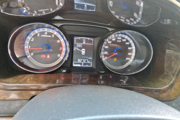 Used FORTHING CM7 2014 2.0T Manual Flagship Edition Odometer Close Up