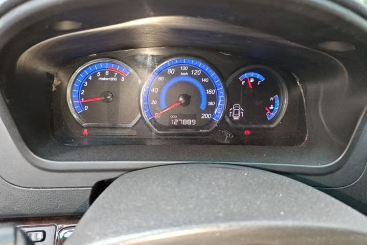 Used FORTHING CM7 2014 2.4L Manual Executive Model Odometer Close Up