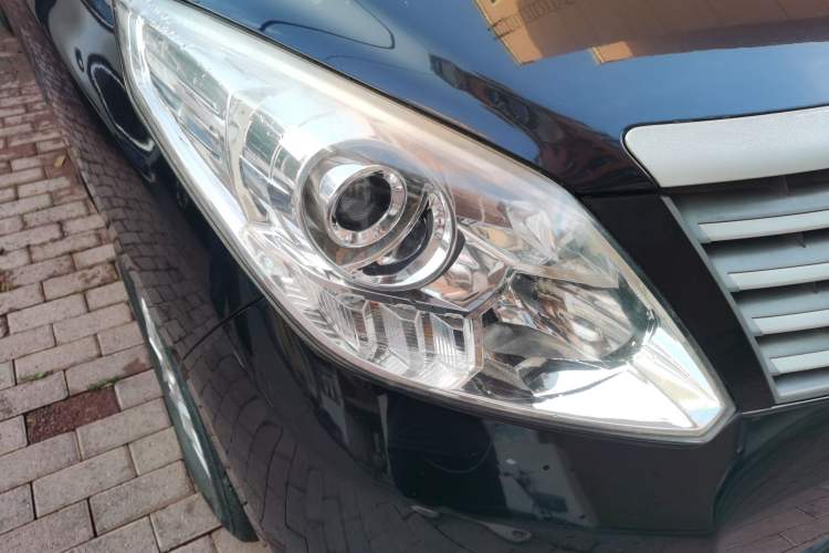 Used FORTHING CM7 2014 2.4L Manual Business Edition Right Front Headlight