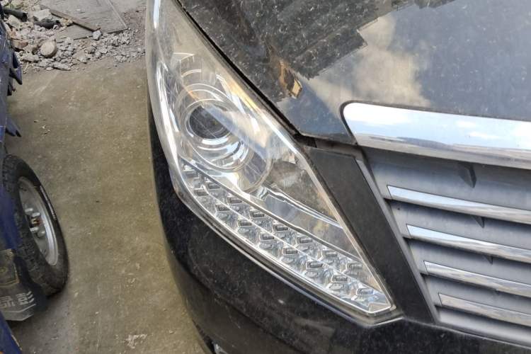 Used FORTHING CM7 2014 2.0T Manual Flagship Edition Right Front Headlight