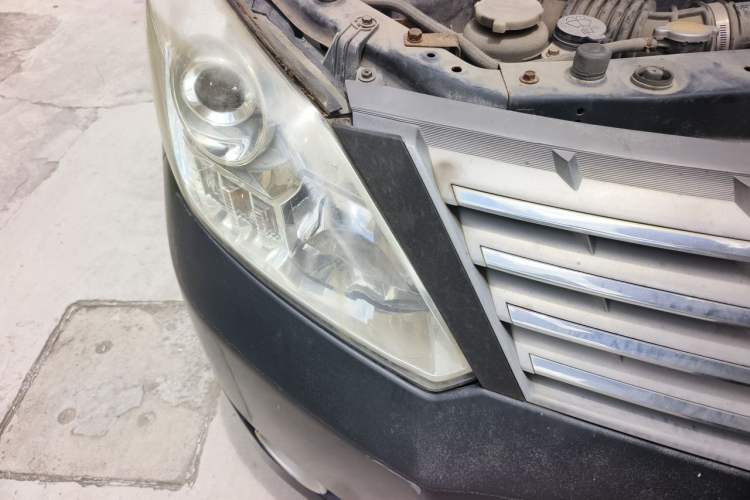 Used FORTHING CM7 2014 2.4L Manual Business Edition Right Front Headlight