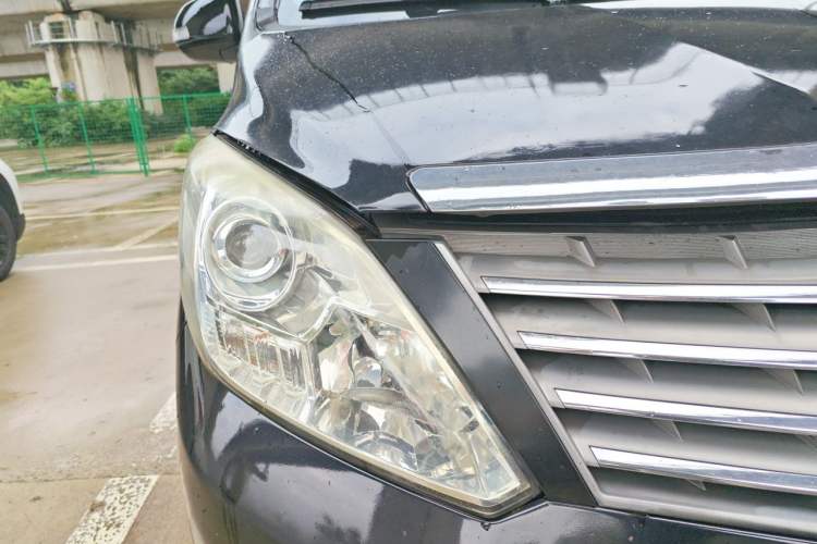 Used FORTHING CM7 2014 2.4L Manual Executive Model Right Front Headlight