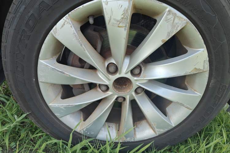 Used FORTHING CM7 2014 2.4L Manual Business Model Right Front Wheel Hub
