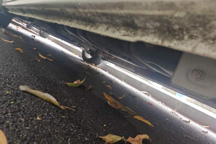 Used FORTHING CM7 2014 2.4L Manual Executive Model Chassis Rear Left