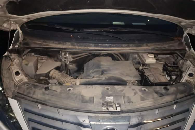 Used FORTHING CM7 2014 2.4L Manual Executive Model Engine Bay