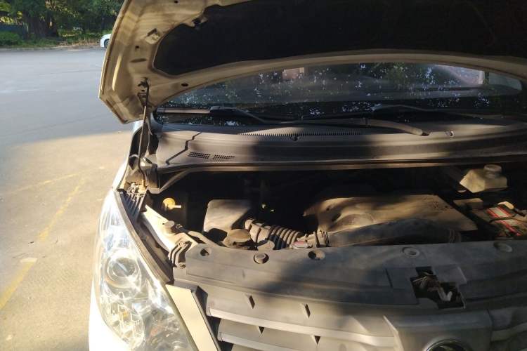 Used FORTHING CM7 2014 2.4L Manual Business Edition Engine Bay Right