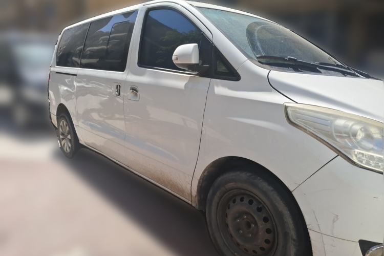 Used FORTHING CM7 2014 2.0T Manual Luxury Edition Front Right 45 Deg