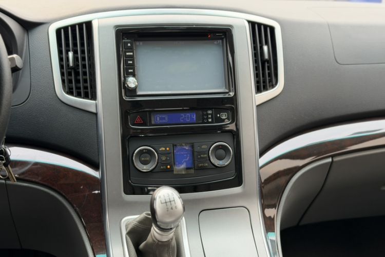 Used FORTHING CM7 2014 2.4L Manual Business Edition Interior 11