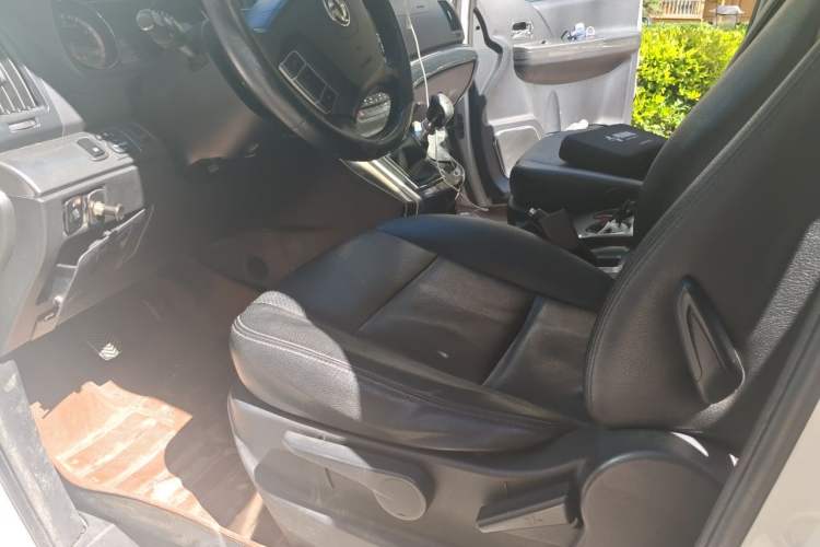 Used FORTHING CM7 2014 2.0T Manual Luxury Edition Left Front Seat