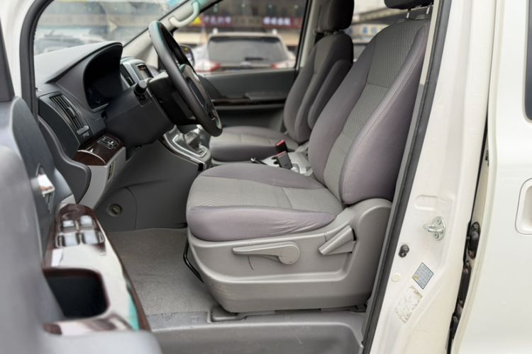 Used FORTHING CM7 2014 2.4L Manual Business Edition Left Front Seat