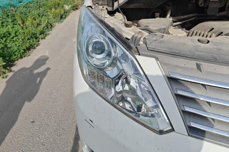 Used FORTHING CM7 2014 2.4L Manual Executive Model Right Front Headlight