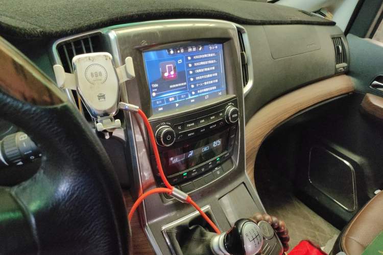 Used FORTHING CM7 2016 2.0T Manual Luxury Version Audio And AC Panel