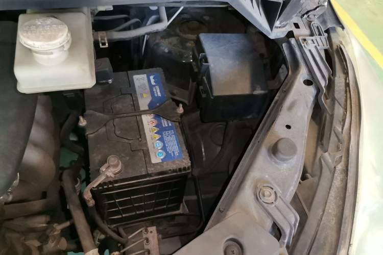 Used FORTHING CM7 2016 2.0T Manual Luxury Edition Engine Bay Left