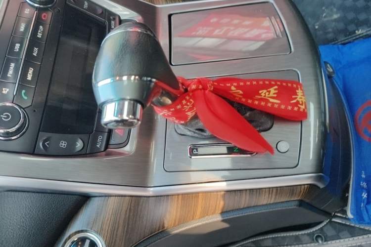 Used FORTHING CM7 2016 2.0T Automatic Flagship Edition Gear Lever