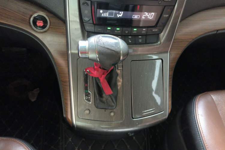 Used FORTHING CM7 2016 2.0T Automatic Flagship Edition Gear Lever