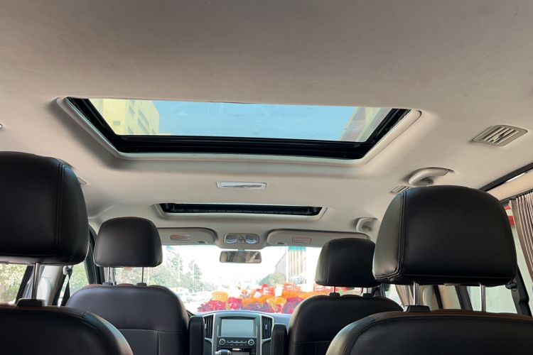 Used FORTHING CM7 2016 2.0T Automatic Luxury Edition Headliner