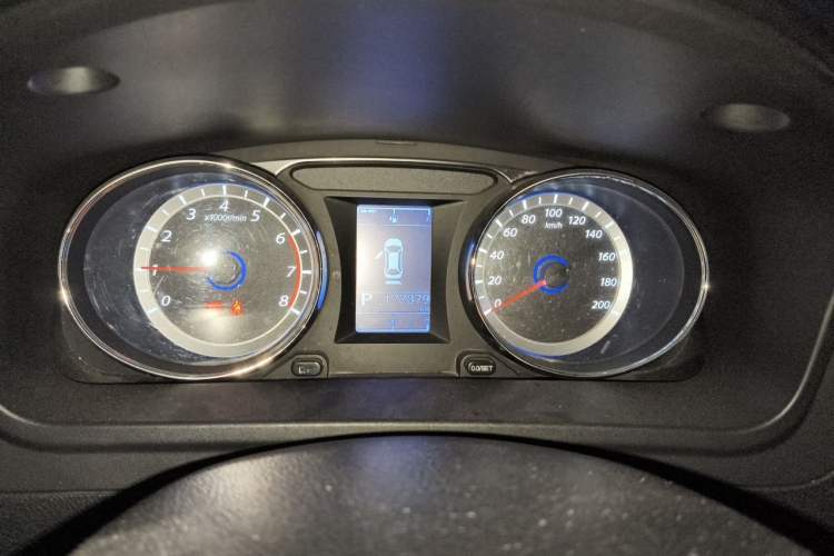 Used FORTHING CM7 2016 2.0T Automatic Luxury Version Instrument Cluster