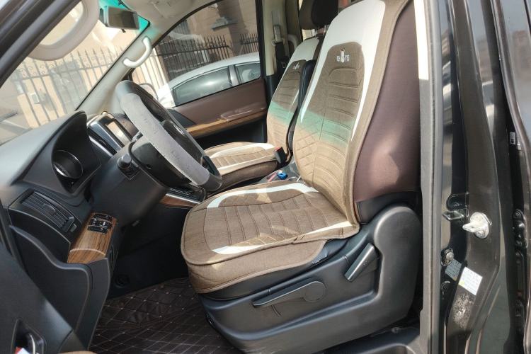 Used FORTHING CM7 2016 2.0T Automatic Luxury Edition Left Front Seat
