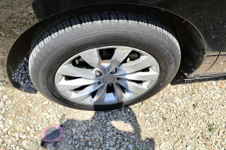 Used FORTHING CM7 2016 2.0T Automatic Luxury Version Left Front Wheel Hub