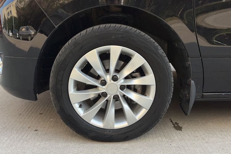 Used FORTHING CM7 2016 2.0T Automatic Luxury Edition Left Front Wheel Hub
