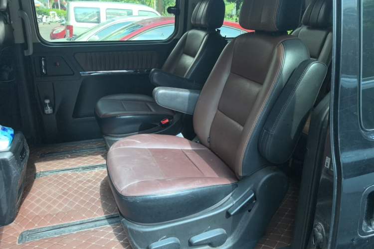 Used FORTHING CM7 2016 2.0T Automatic Luxury Version Left Rear Seat