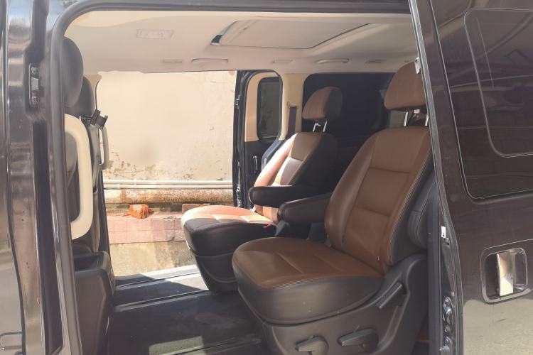Used FORTHING CM7 2016 2.0T Automatic Luxury Edition Left Rear Seat