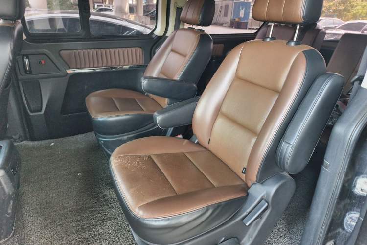 Used FORTHING CM7 2016 2.0T Manual Luxury Edition Left Rear Seat