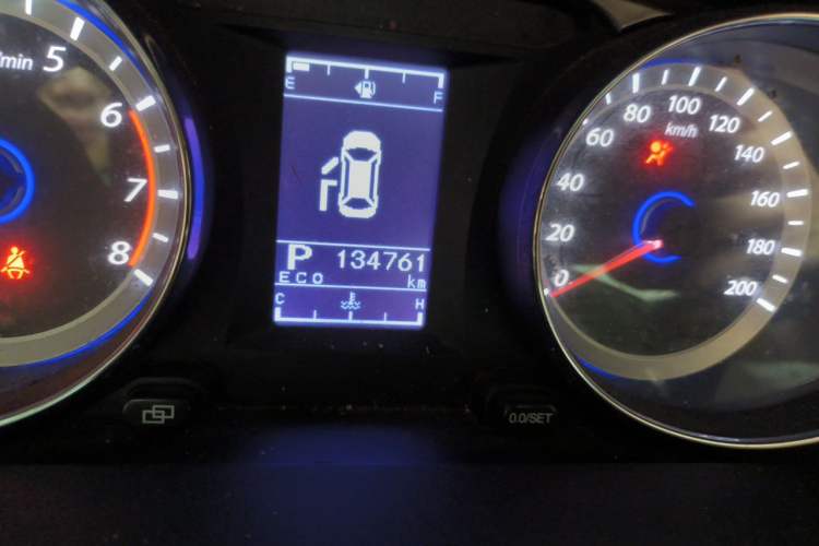 Used FORTHING CM7 2016 2.0T Automatic Flagship Edition Odometer Close Up