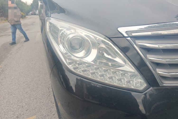 Used FORTHING CM7 2016 2.0T Automatic Luxury Edition Right Front Headlight