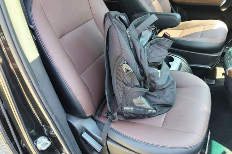 Used FORTHING CM7 2016 2.0T Automatic Luxury Version Right Front Seat