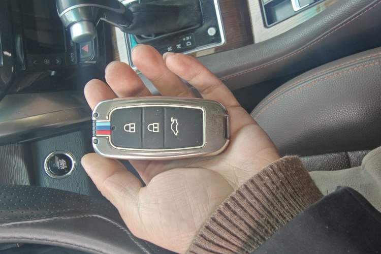 Used FORTHING CM7 2016 2.0T Automatic Luxury Edition Vehicle Key