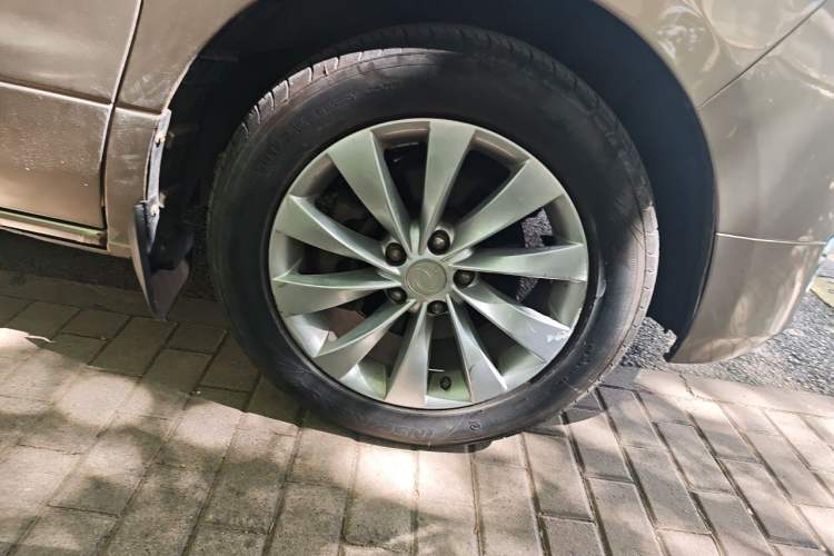 Used FORTHING CM7 2016 2.0T Automatic Luxury Edition Right Front Wheel Hub