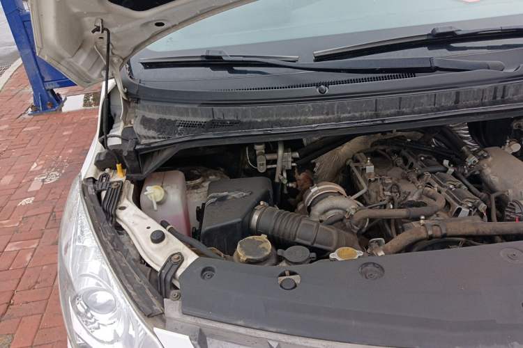 Used FORTHING CM7 2016 2.0T Automatic Prestige Edition Engine Bay Right