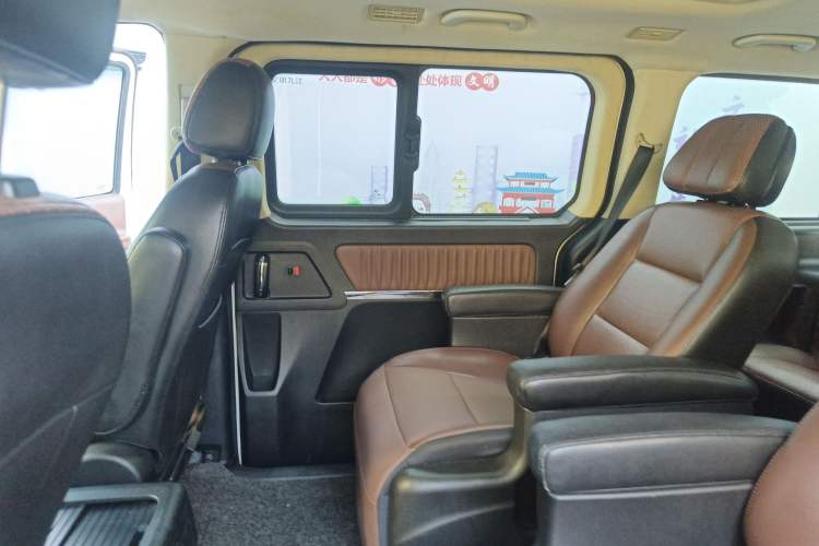 Used FORTHING CM7 2016 2.0T Automatic Flagship Edition Interior 8