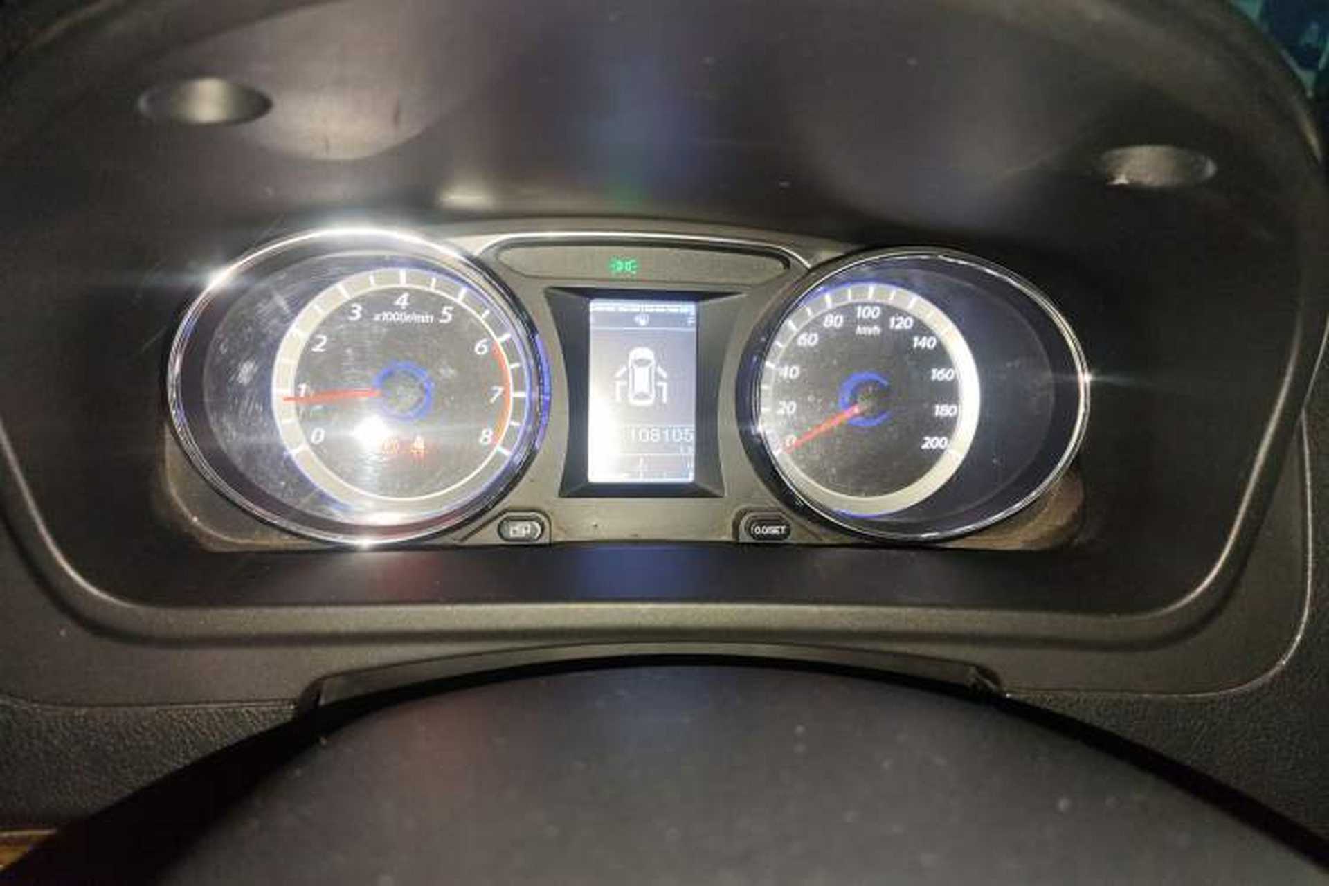 Used FORTHING CM7 2016 2.0T Automatic Luxury Edition Odometer Close Up