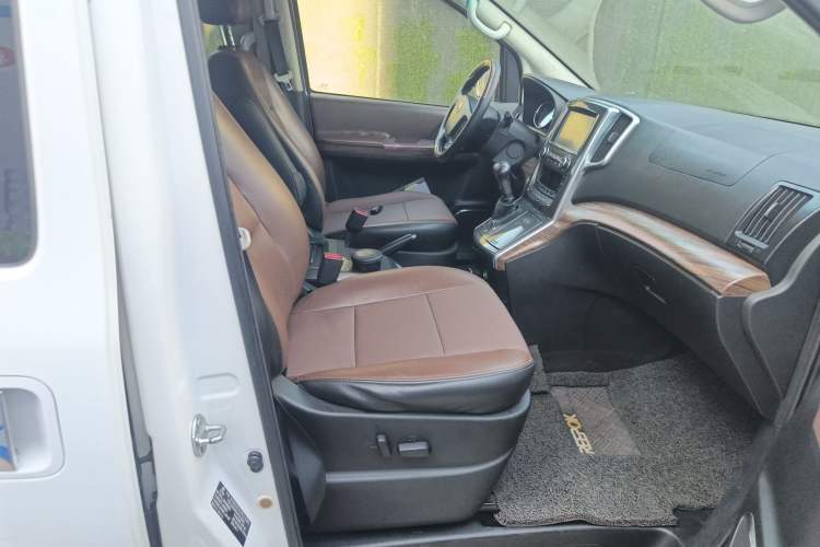 Used FORTHING CM7 2016 2.0T Automatic Flagship Edition Right Front Seat