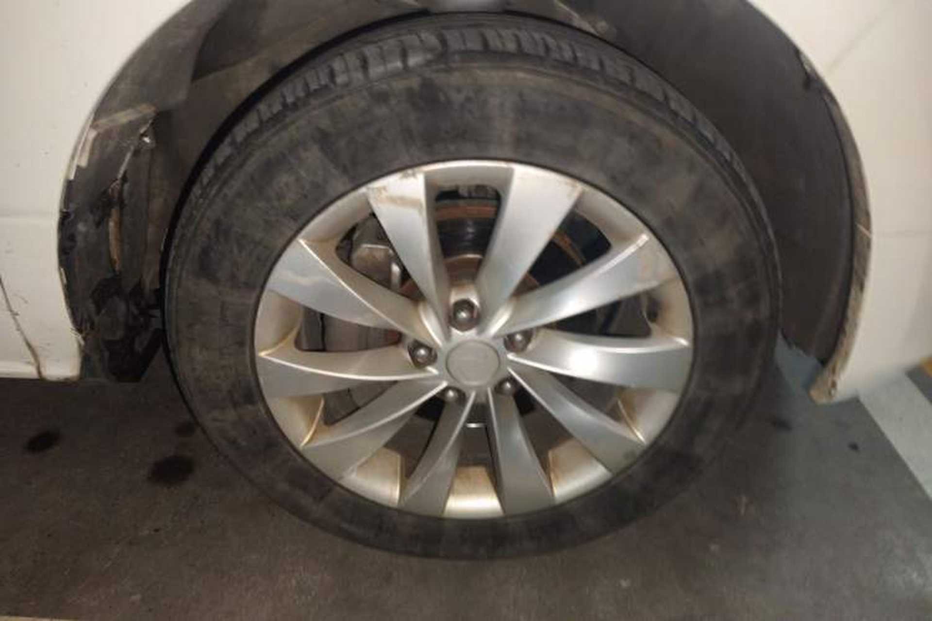 Used FORTHING CM7 2016 2.0T Automatic Luxury Edition Right Front Wheel Hub