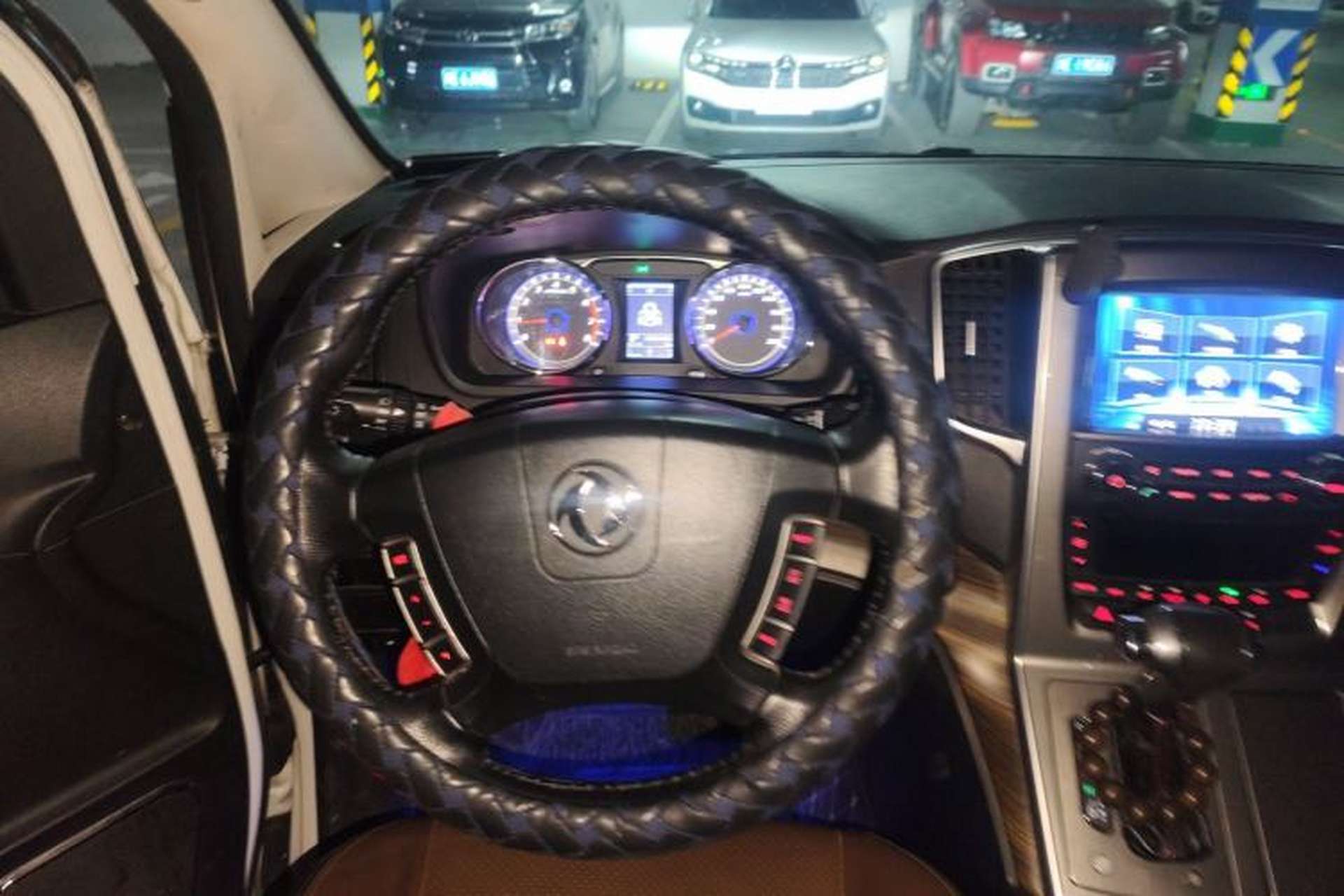 Used FORTHING CM7 2016 2.0T Automatic Luxury Edition Steering Wheel