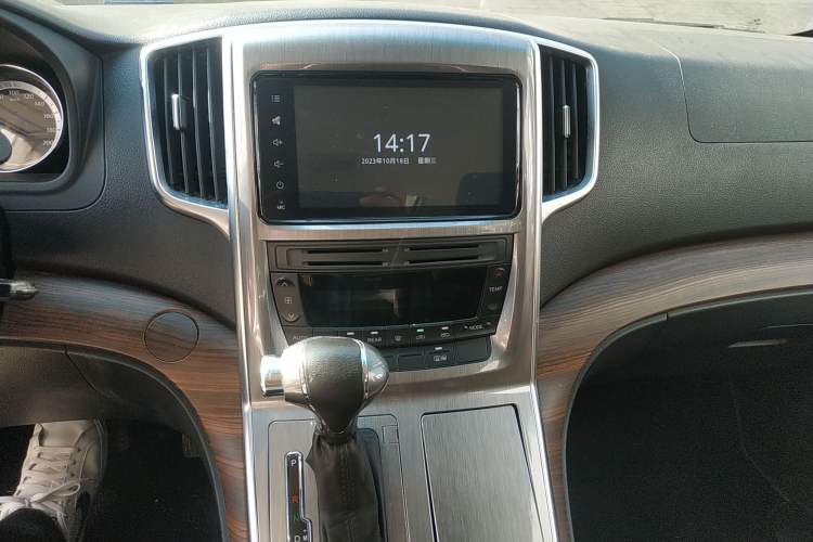 Used FORTHING CM7 2018 Classic Edition 2.0T Automatic Luxury Model Audio And AC Panel