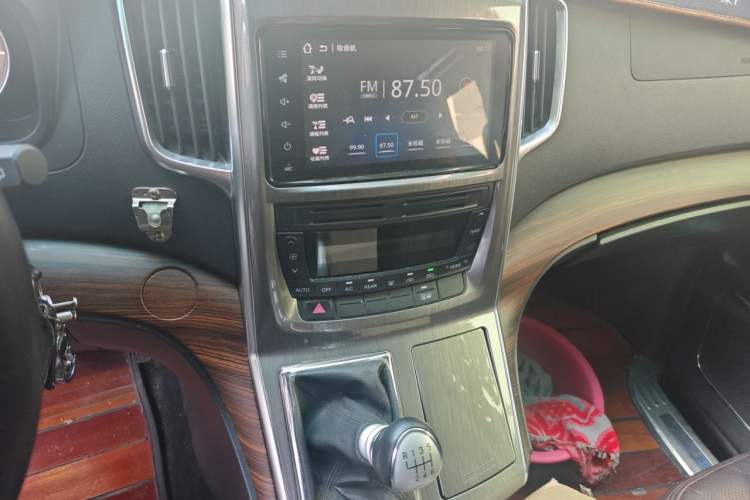 Used FORTHING CM7 2018 Classic Edition 2.0T Manual Luxury Model Audio And AC Panel